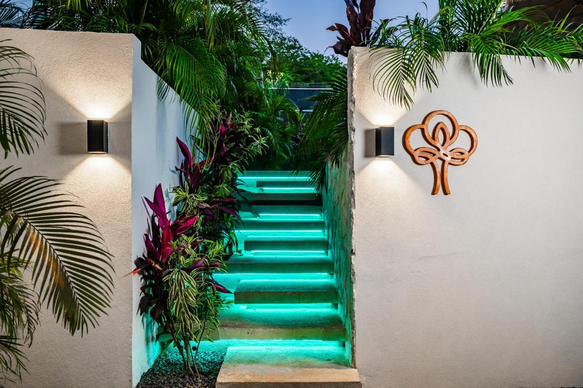 Mvillas Luxury Villas With Beach Club Access & Sauna Тамариндо Экстерьер фото